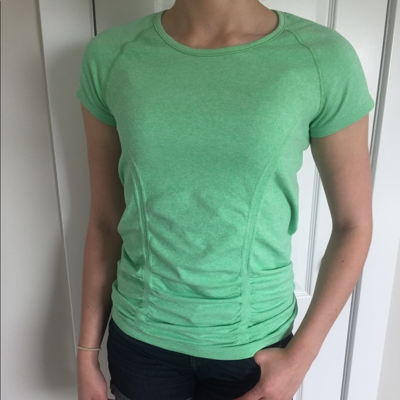 Athleta Tops - ATHLETA fastest track tee